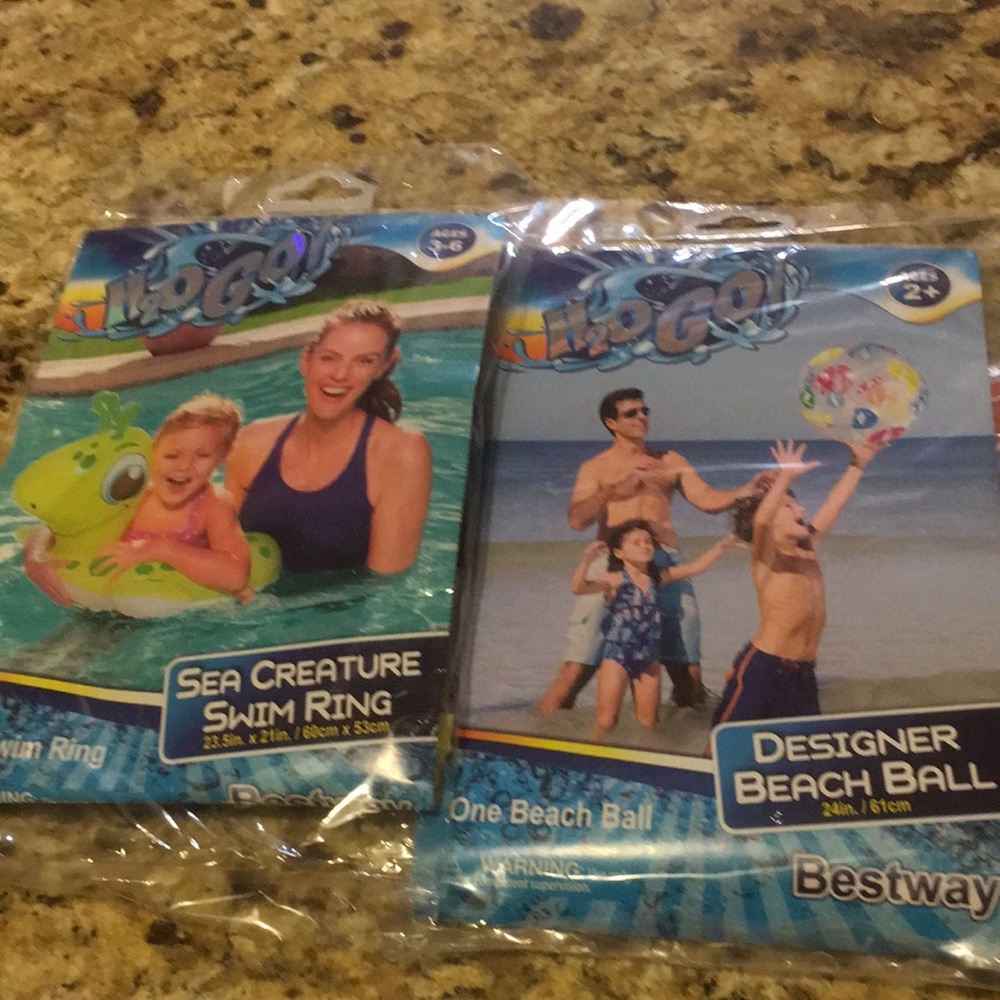 Sea creature swim ring W/Designer Beach Ball NEW💦